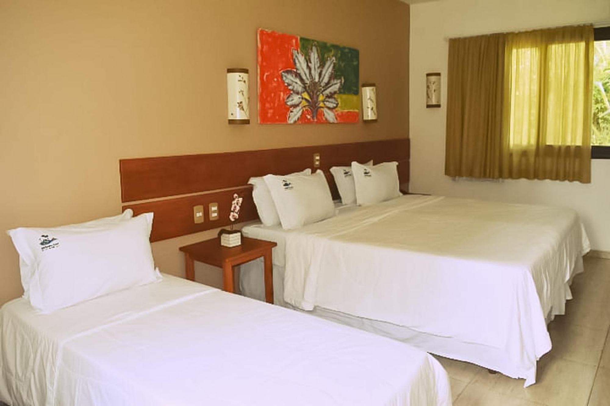 Fradissimo Hotel 安格拉杜斯雷斯 外观 照片