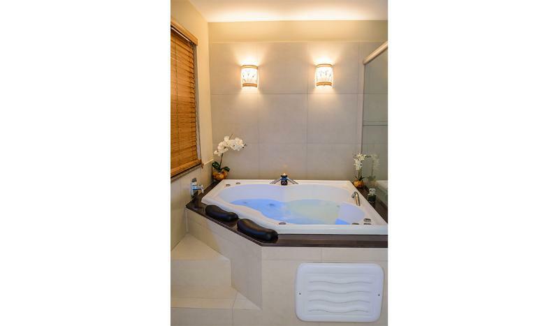 Fradissimo Hotel 安格拉杜斯雷斯 外观 照片